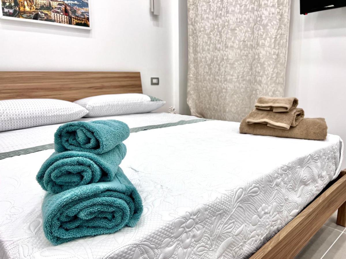 נאפולי Casa Vacanza Da Zia Susetta מראה חיצוני תמונה